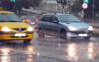 Driving in the rain safety tips | Davis Paint & Collision Auto Center